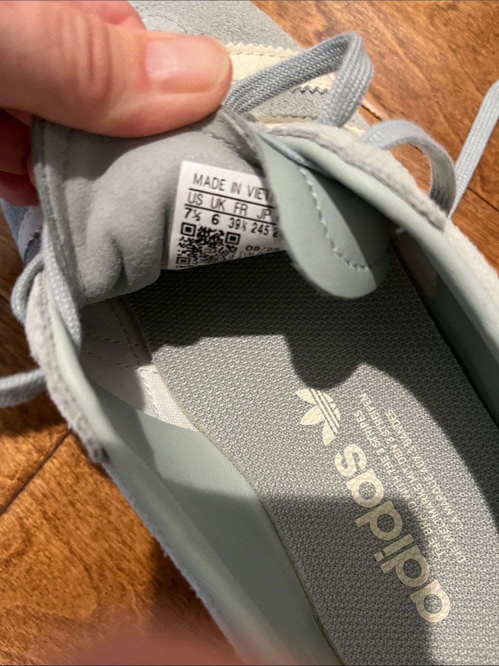 ADIDAS Tokyo sneakers - Picture 7 of 8